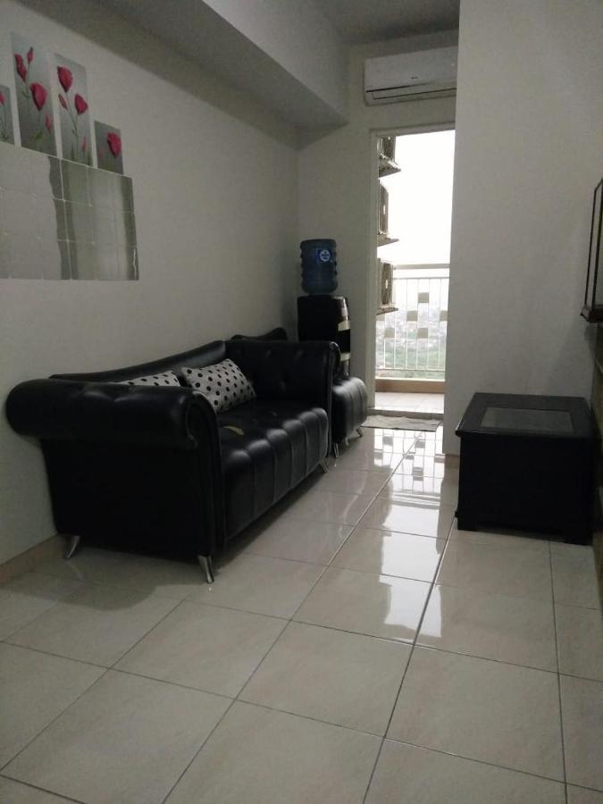 Springlake Apartemen 2Br-Sumarecon-Bekasi, By Bu Johan Dış mekan fotoğraf
