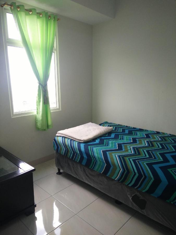 Springlake Apartemen 2Br-Sumarecon-Bekasi, By Bu Johan Dış mekan fotoğraf