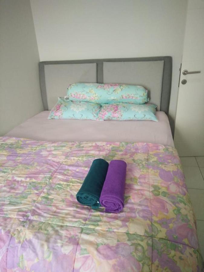 Springlake Apartemen 2Br-Sumarecon-Bekasi, By Bu Johan Dış mekan fotoğraf